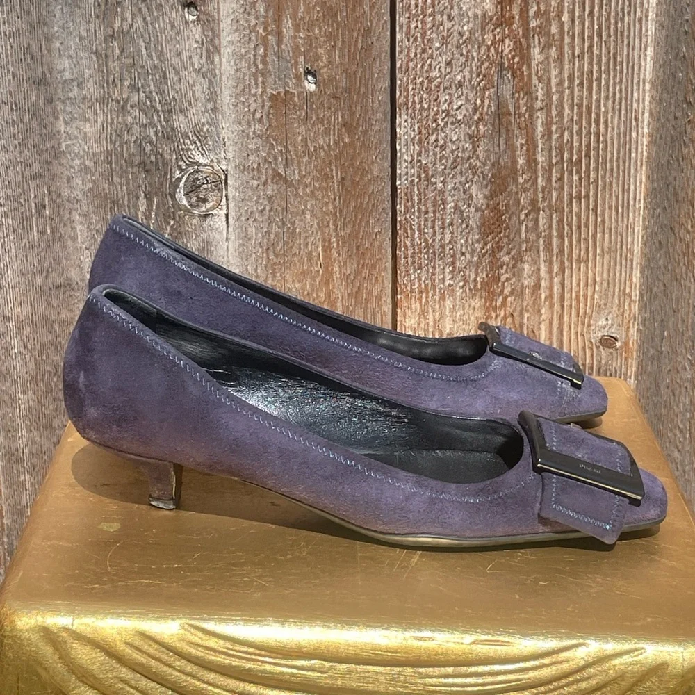 Prada Linea Rossa Women's Navy Suede Kitten Heels - Picture 3 of 7